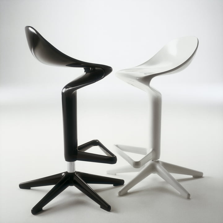 Spoon Barhocker in schwarz und weiss von Kartell