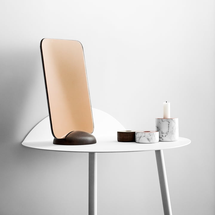 Menu - Yeh Wand-Tisch