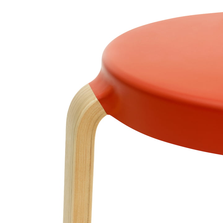 Tap Hocker von Normann Copenhagen in Eiche / spicy orange