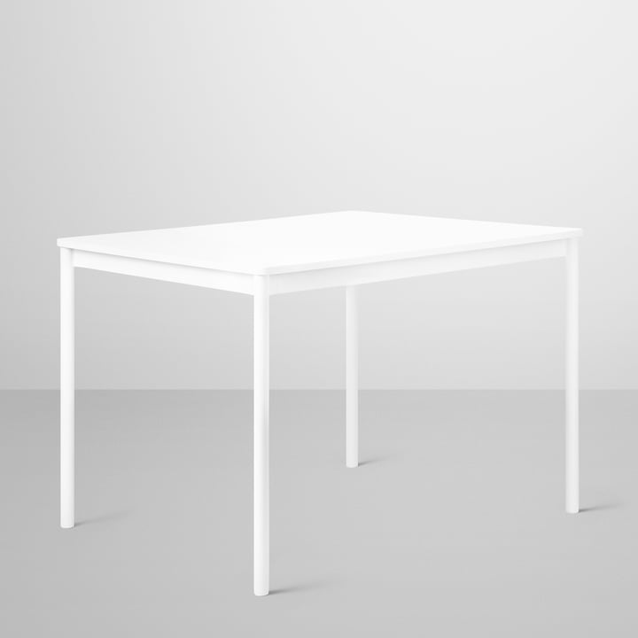 Base Table von Muuto in weiss mit Sperrholzkante