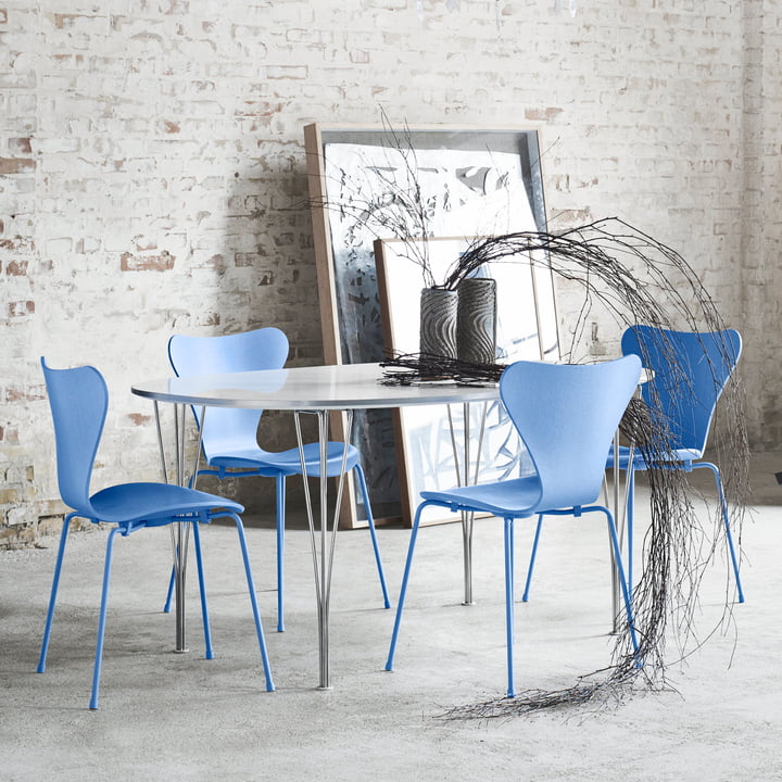 Serie 7 Stuhl, Monochrom Trieste Blue von Fritz Hansen