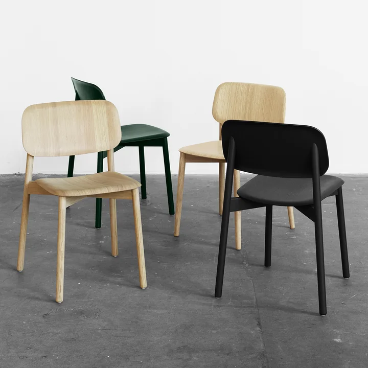 Der HAY - Soft Edge Stuhl in Eiche / schwarz / grün