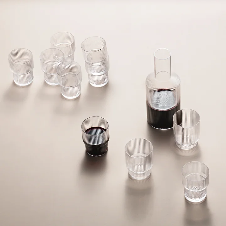 Ripple Gläser und Karaffe von Ferm Living