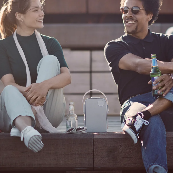 Der Libratone - One Click Bluetooth-Lautsprecher, cloudy grey