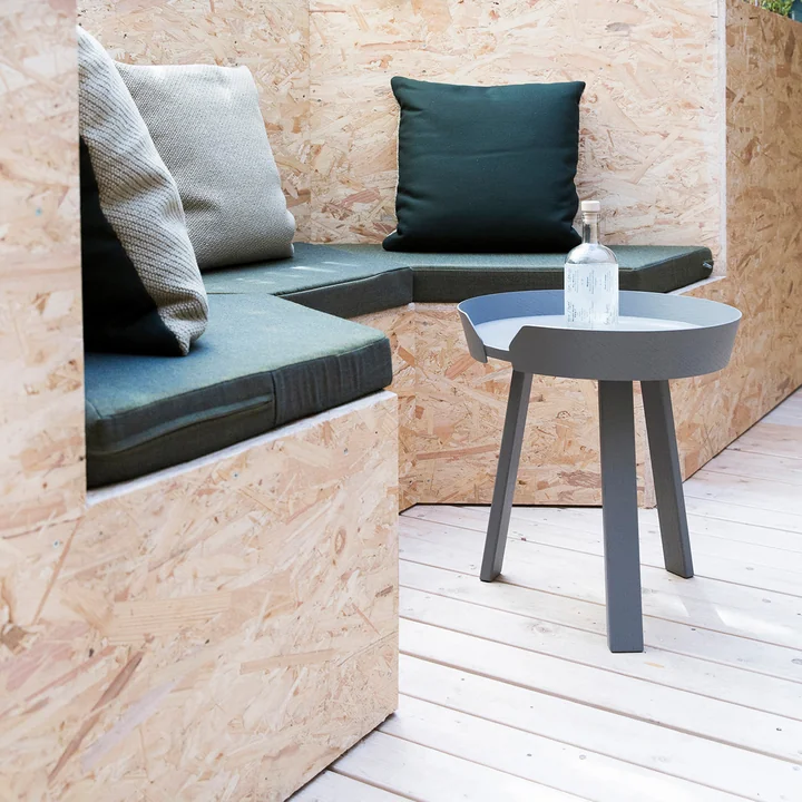 Around Beistelltisch von Muuto