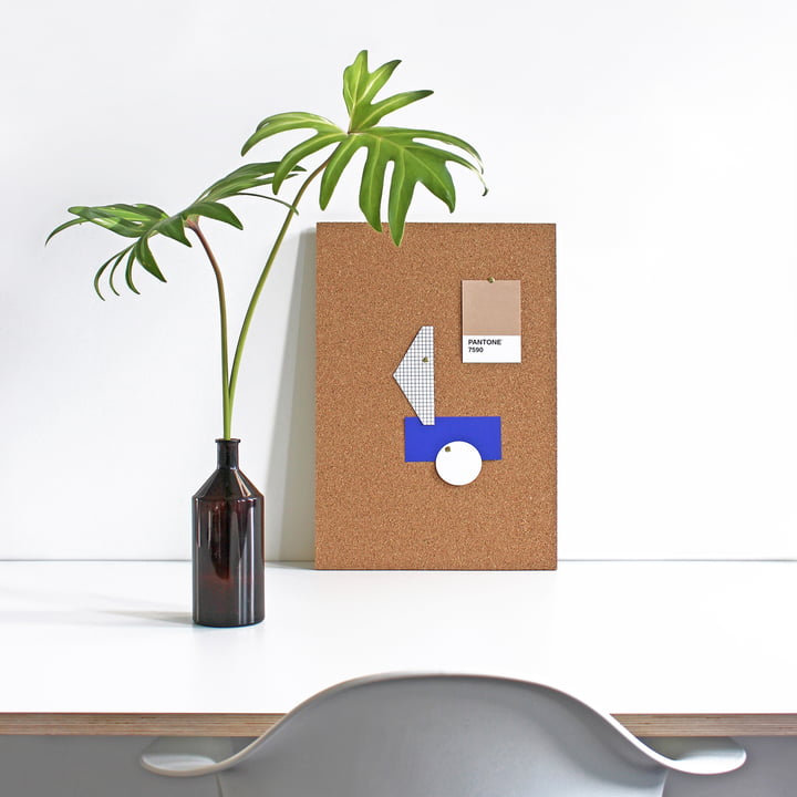 Connox Collection - Pure Pin Korkpinnwand im Hochformat für Ihren Schreibtisch