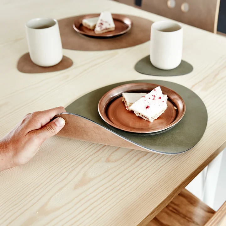 Table Mat Curve L Double von Lind DNA