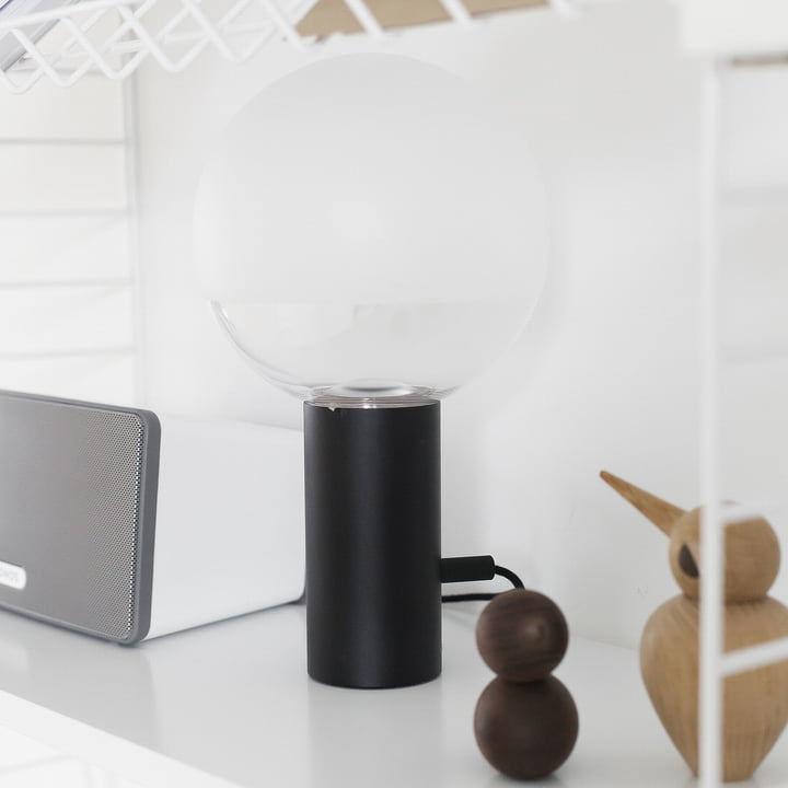 Kuula Tischleuchte LED von Thonet