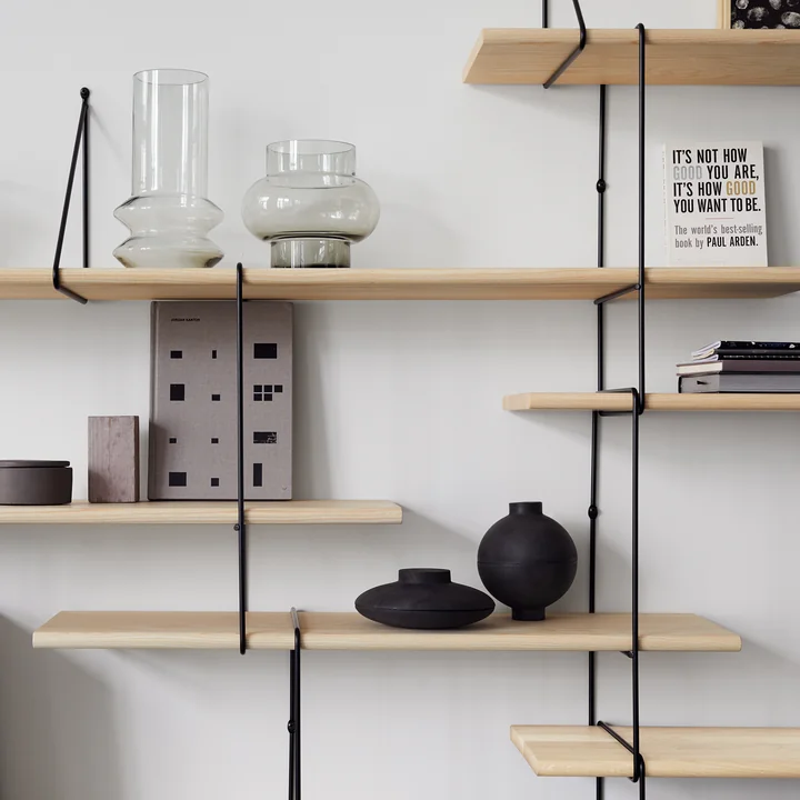 Link Regalsystem von Studio Hausen in Esche natur / Schwarz