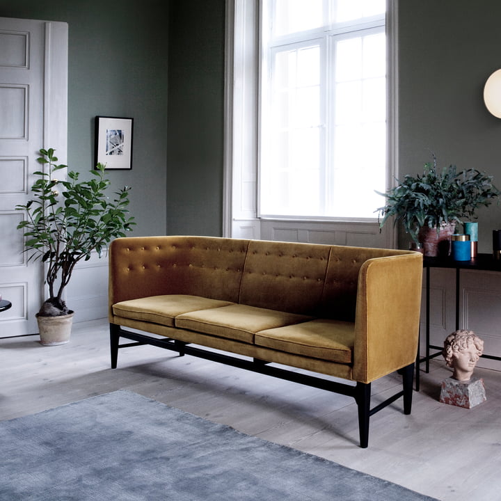 Das &Tradition - Mayor 3-Sitzer Sofa AJ5 frei im Raum platziert