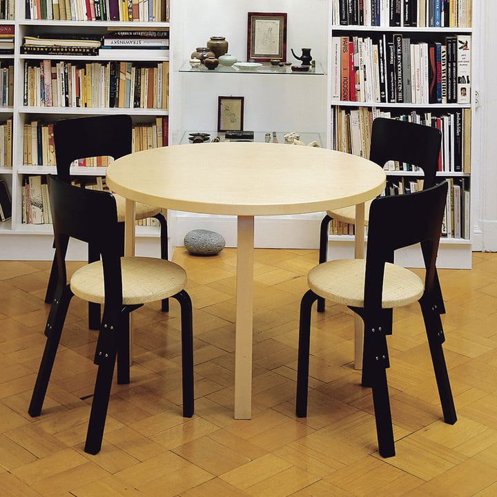 Artek - 90A Tisch, H 72 cm / Birkenfurnier