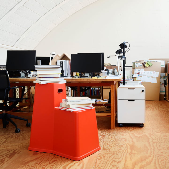 Der Vitra - Stool-Tool im Büro