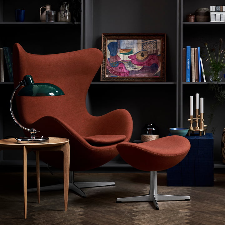 Egg Chair und Fusshocker von Fritz Hansen