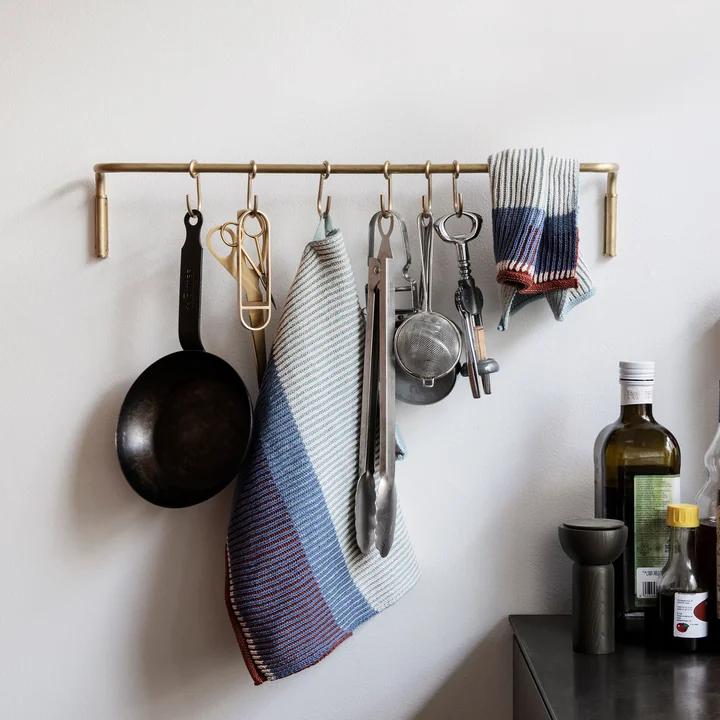 Küchenstange inkl. 6 Haken von Ferm Living in Messing