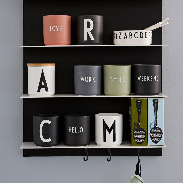 AJ Favourite Porzellan Becher von Design Letters