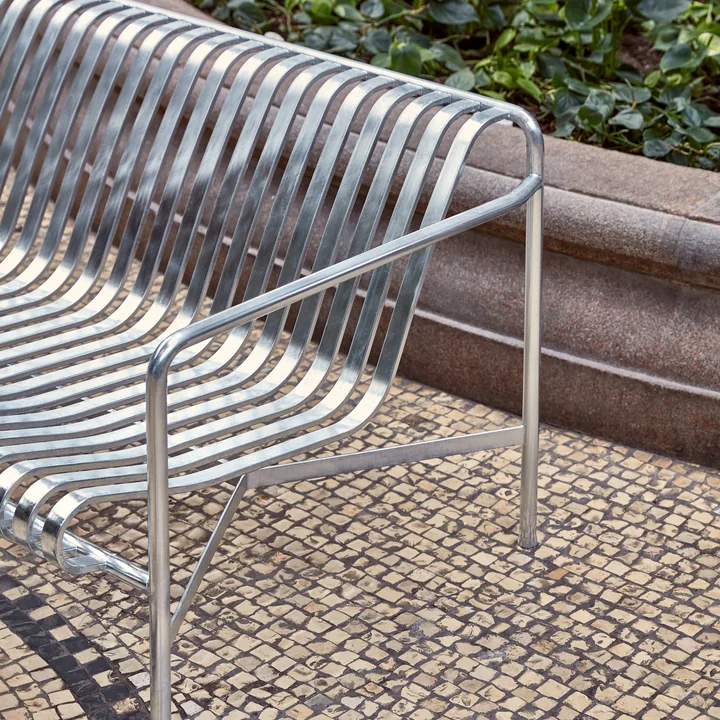 Palissade Lounge Sofa von HAY in hot galvanised