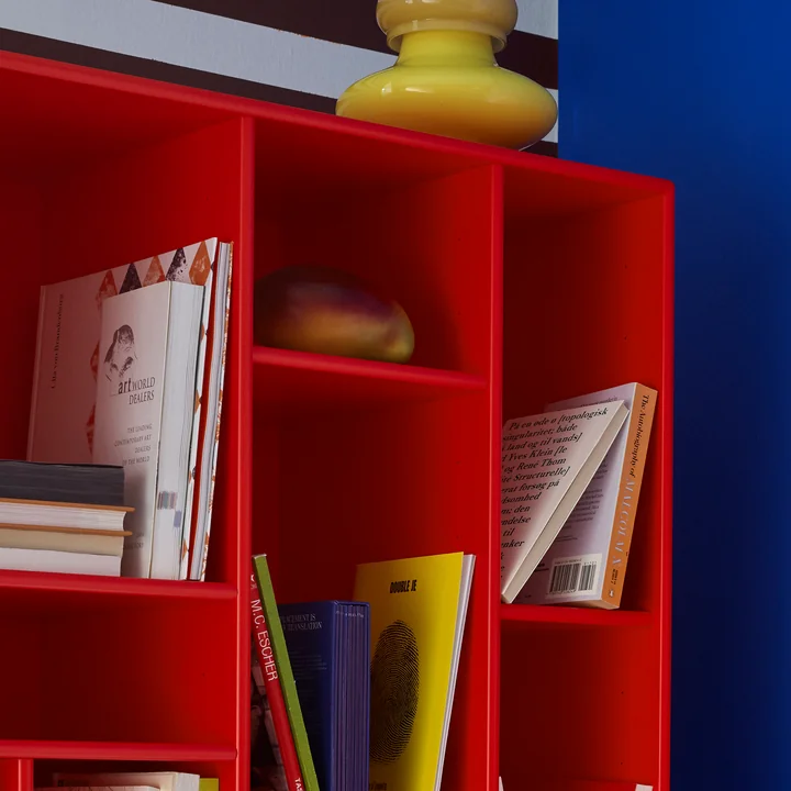 Compile Regal von Montana