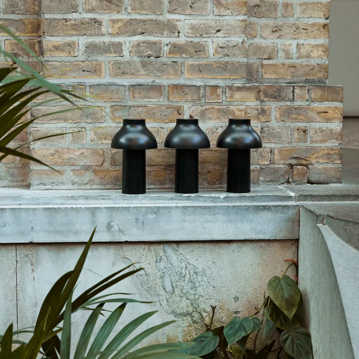 PC Portable LED Leuchte von HAY in soft black (RAL 9004)