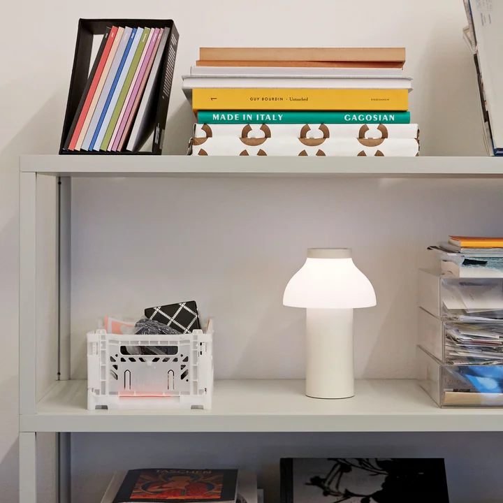 PC Portable LED Leuchte von HAY in cremeweiss (RAL 9010)