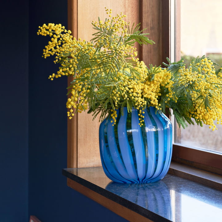 Juice Vase Ø 22 x H 22 cm von HAY in blau