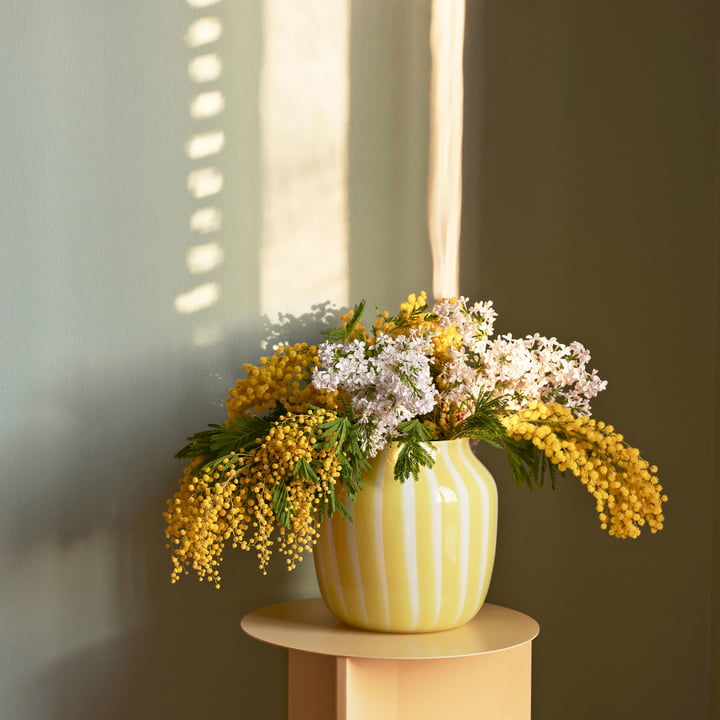 Juice Vase Ø 22 x H 22 cm von HAY in gelb