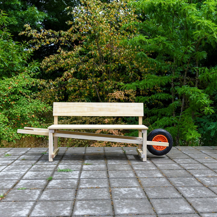 Wheelbench von Weltevree im Aussenambiente