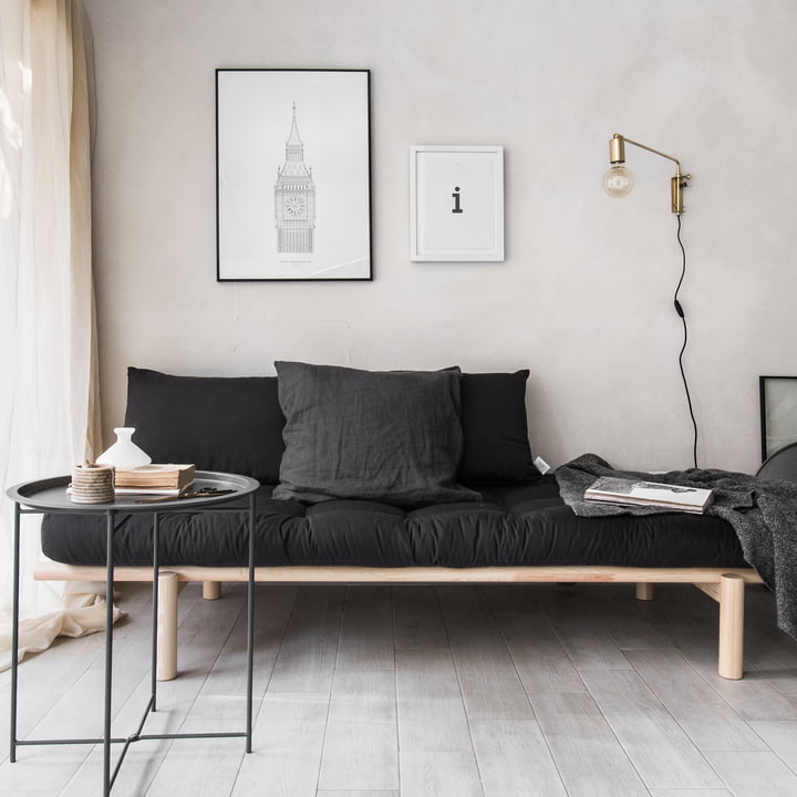 Pace Daybed von Karup Design im Wohnzimmer