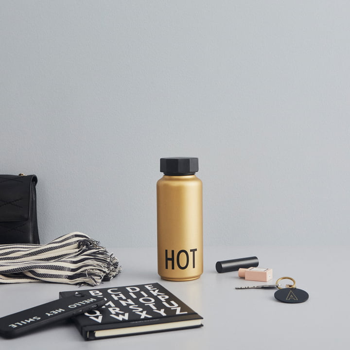 AJ Thermosflasche Hot & Cold 0,5 l von Design Letters in Hot / gold