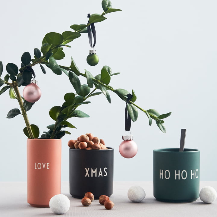 AJ Favourite Porzellan Vase und Becher von Design Letters