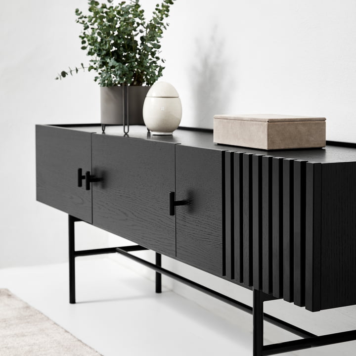 Array Sideboard 150 cm von Woud in schwarz