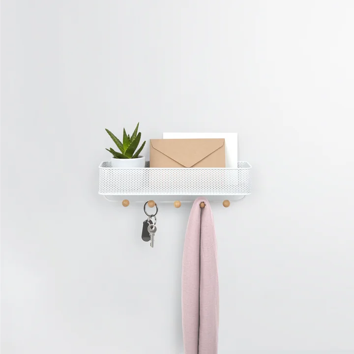 Estique Garderobe mit Ablage von Umbra in weiss / natur