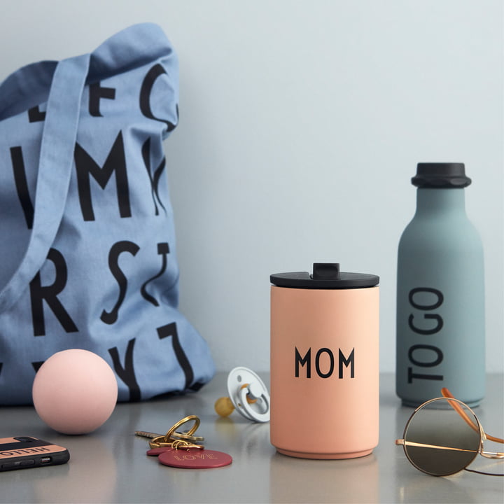 Thermo Cup und Wasserflasche von Design Letters 