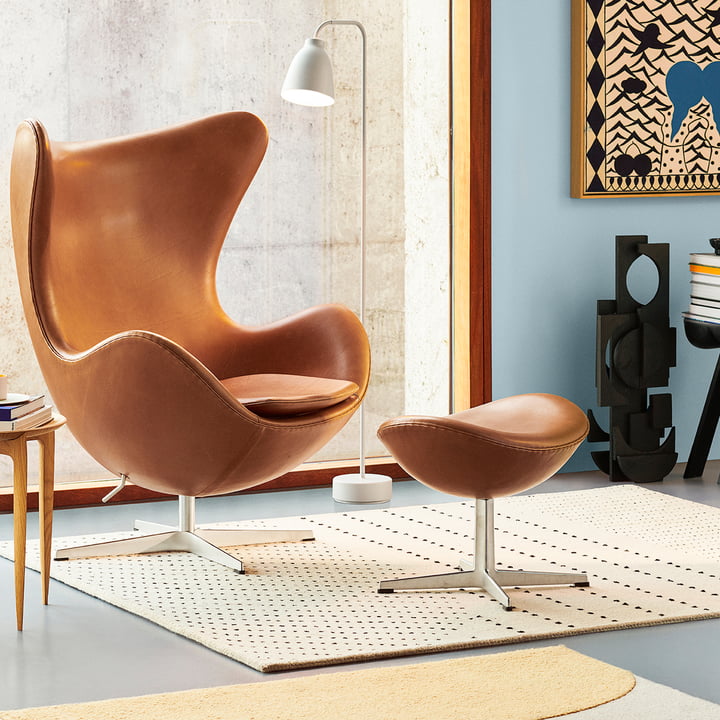 Egg Fusshocker von Fritz Hansen Connox