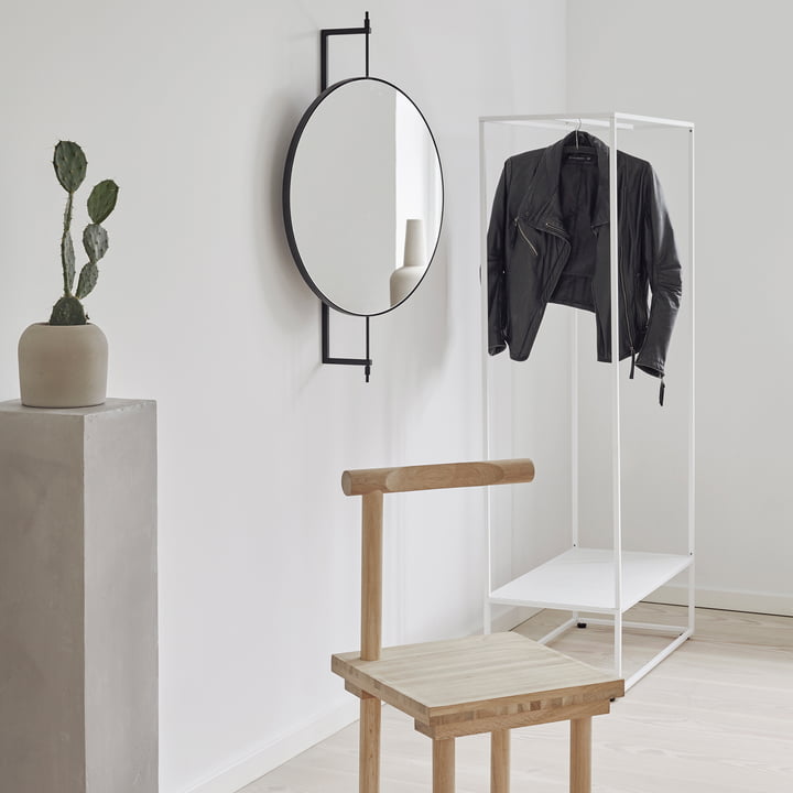 Grid Garderobe von Kristina Dam Studio in weiss