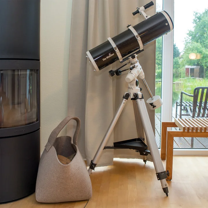 Hey Sign - Kaminholzkorb