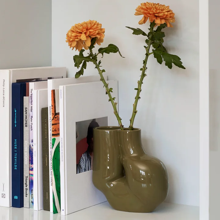 W&S Chubby Vase, olivgrün von HAY.