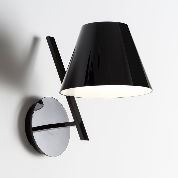 La Petite Wandleuchte von Artemide in schwarz