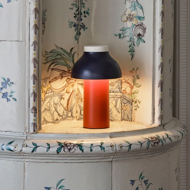 Farbenfrohe LED-Leuchte von HAY