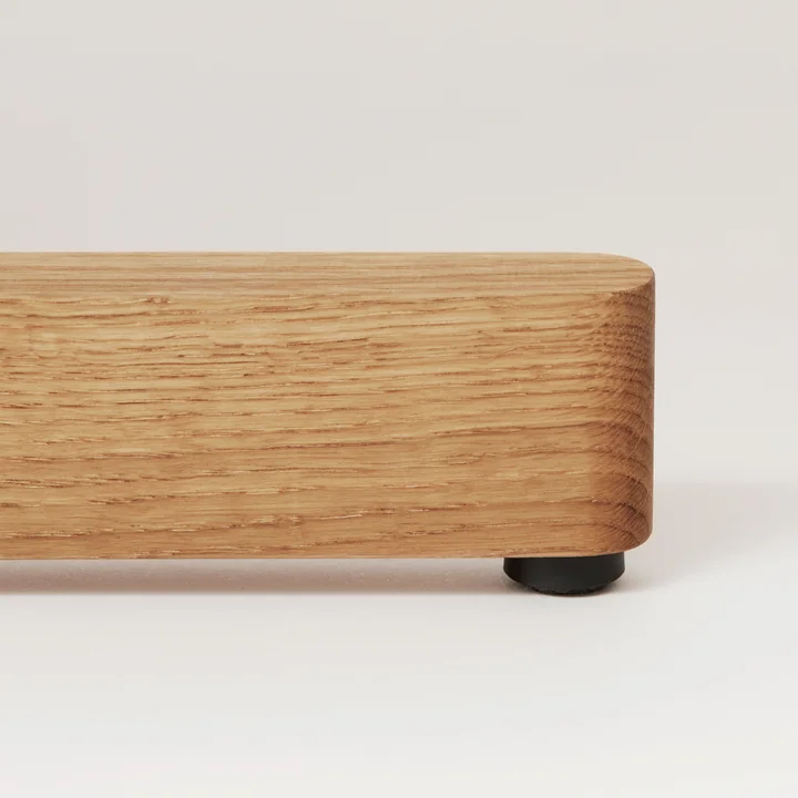 Möbeldesign aus massivem Eichenholz