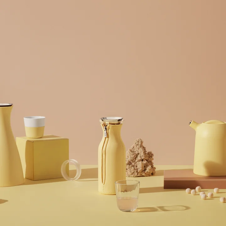 Kühlschrankkaraffe in knalligen Farben