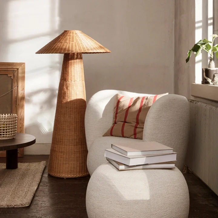 Grand Kissen von Ferm Living in camel / rot