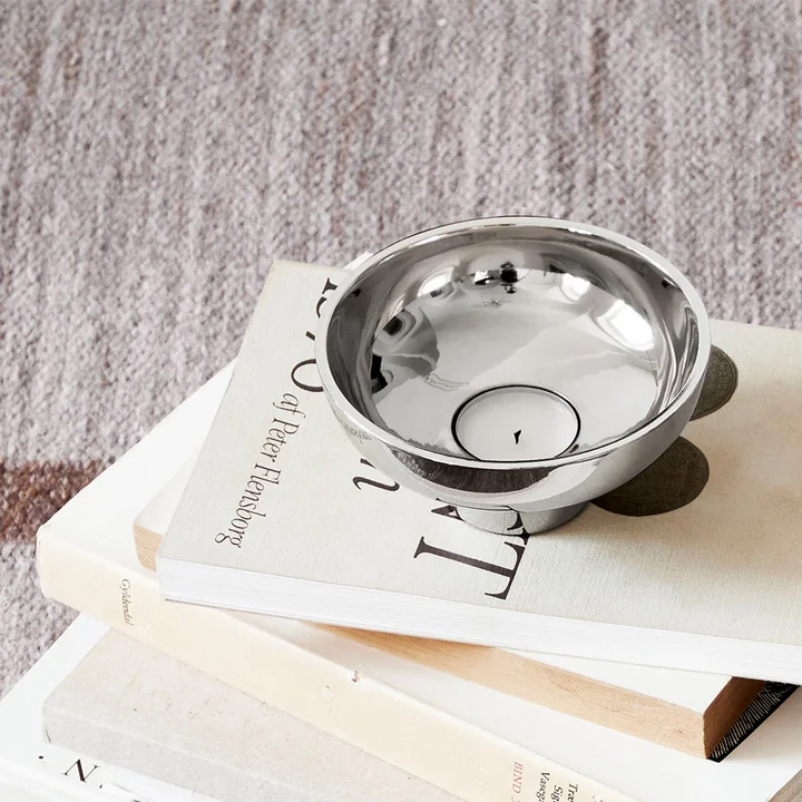 Alumina Teelichthalter von Kristina Dam Studio in silber