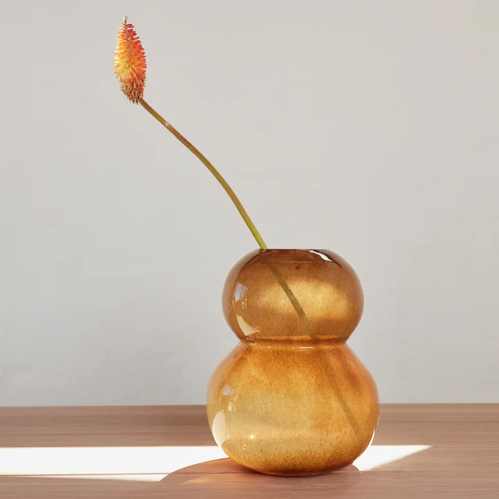 Lasi Vase Large, H 30 cm von OYOY in amber