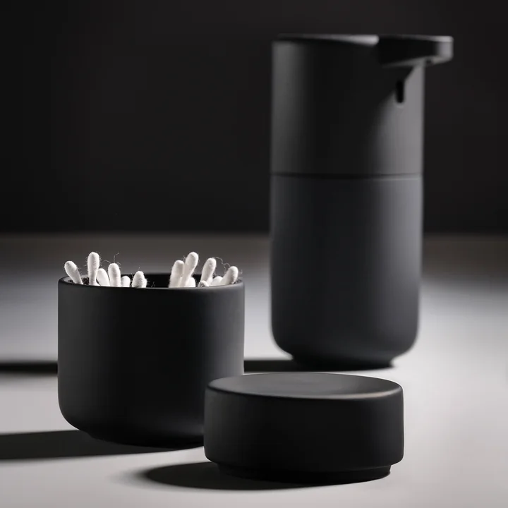 Ume Gefäss mit Deckel von Zone Denmark