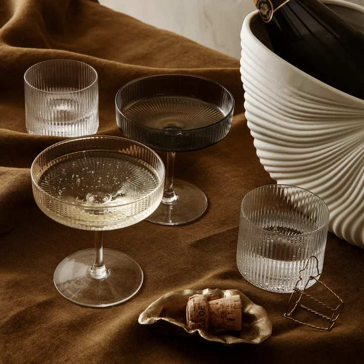 Ripple Trinkglas low von Ferm Living