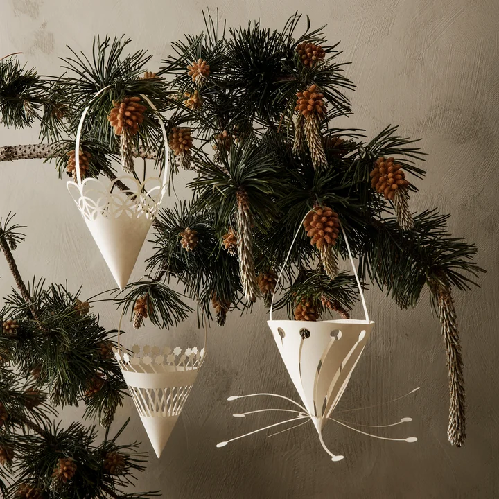 Cones Papier Weihnachtsanhänger