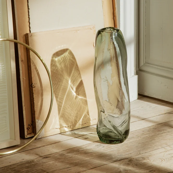 Water Swirl Vase von Ferm Living in der Ausführung recycled