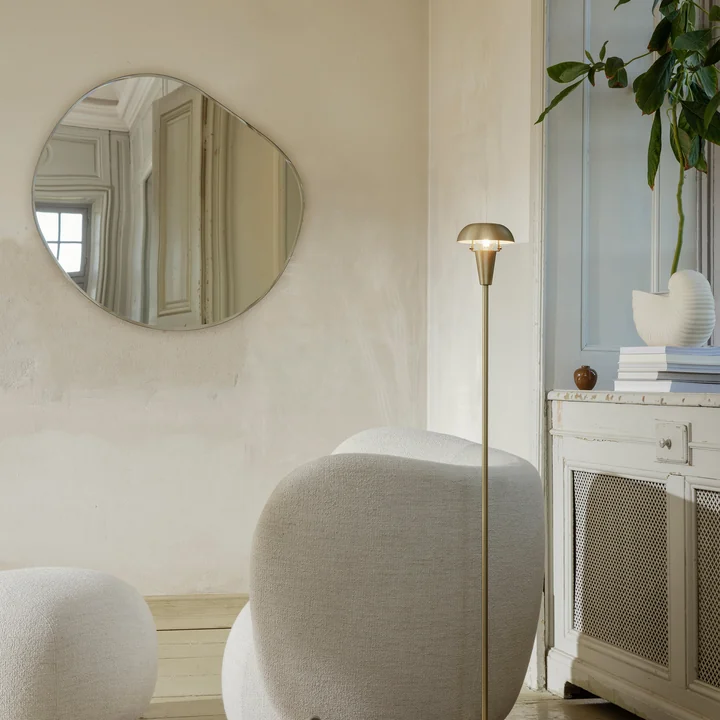 Pond Spiegel von Ferm Living in der Ausführung XL Chrom