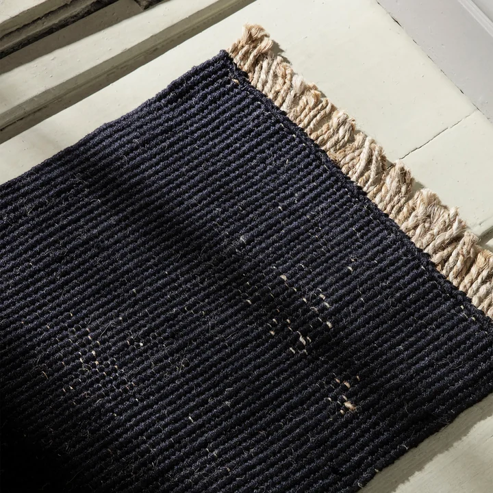 Block Fussmatte von Ferm Living in der Farbe schwarz