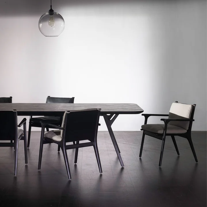Rén Dining Tisch und Dining Stühle von Stellar Works